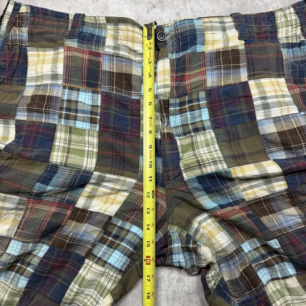 Vintage Roundtree & Yorke Patchwork Cargo Shorts Size 48 Y2K Summer